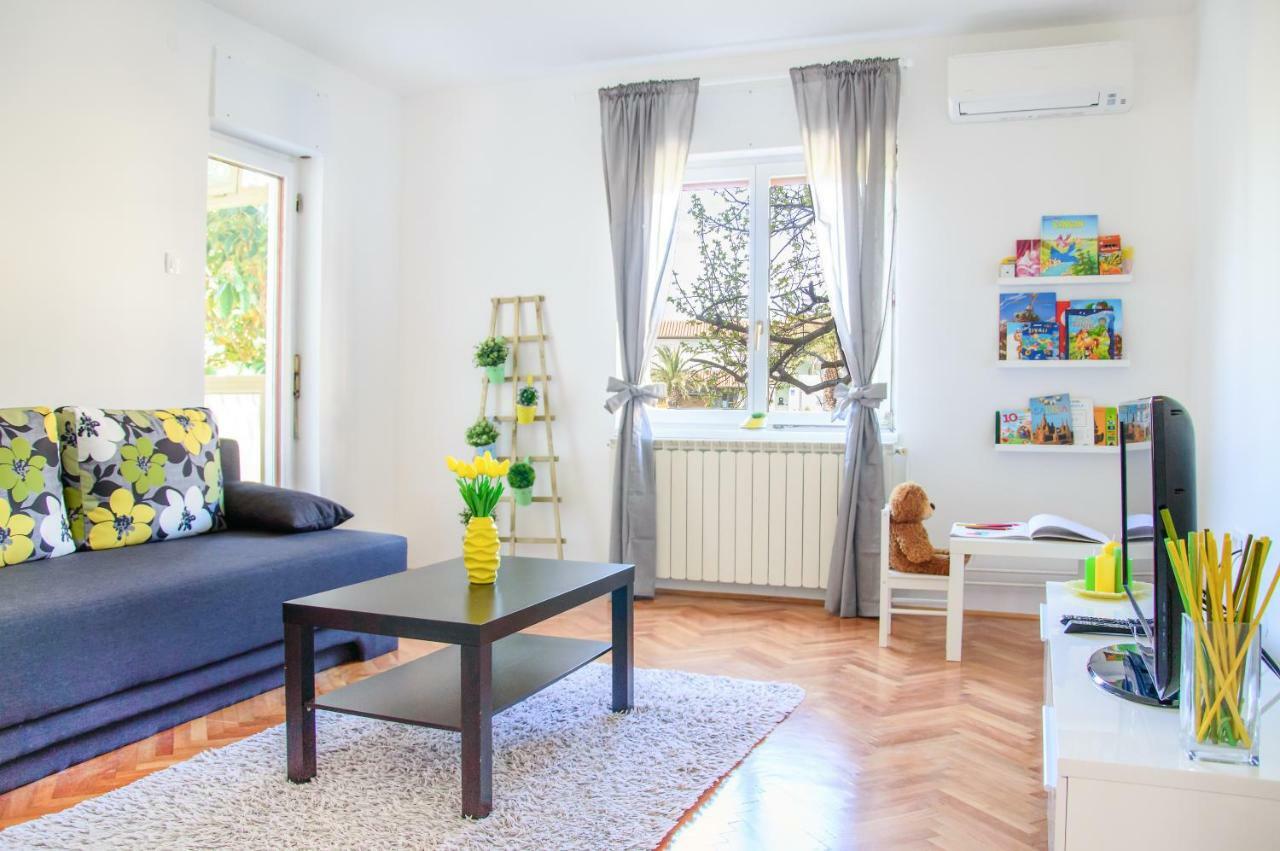 Apartment Family Time Umag Exterior foto