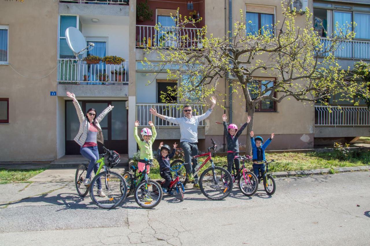 Apartment Family Time Umag Exterior foto